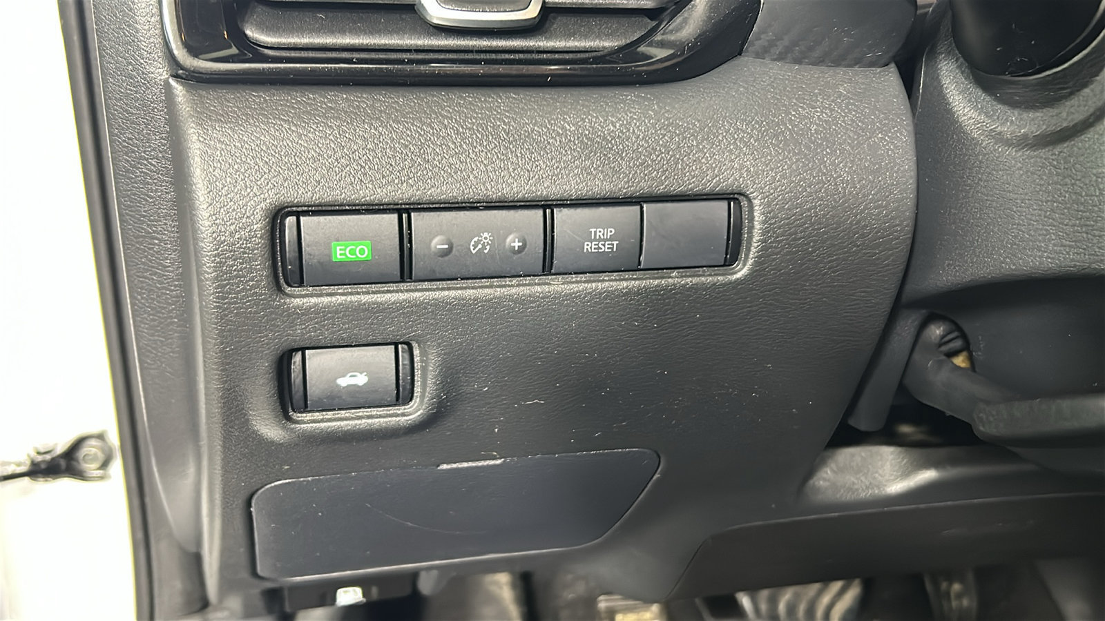 Used 2023 Nissan Sentra SV w/ All-Weather Package FWD image 23