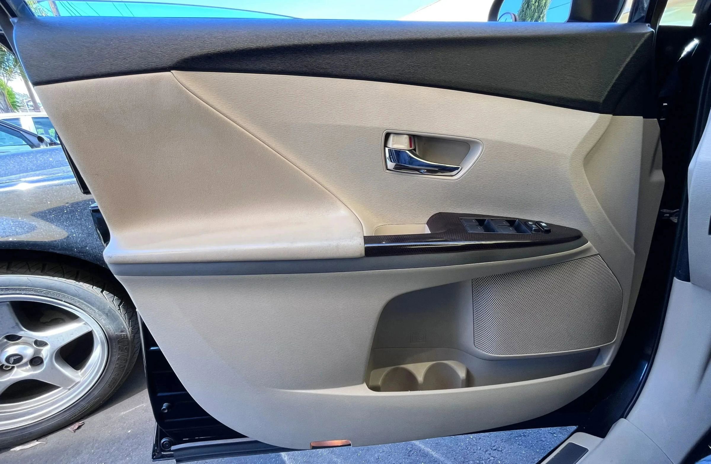 Used 2009 Toyota Venza FWD image 9