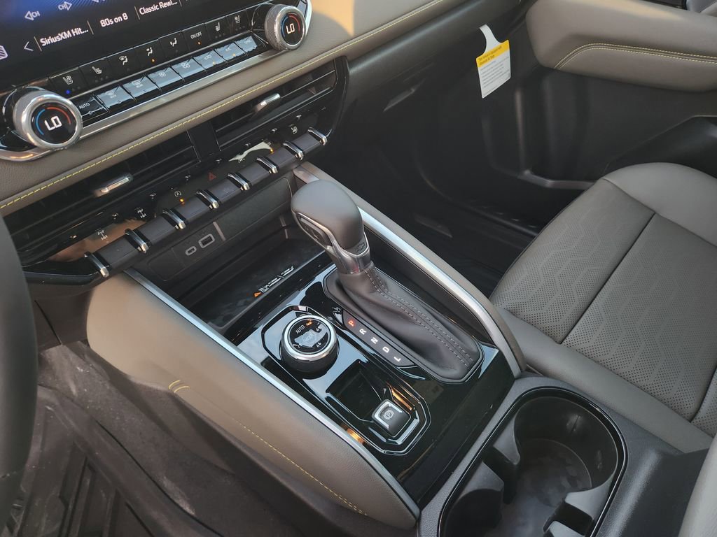 New 2026 Chevrolet Colorado ZR2 w/ Technology Package image 15