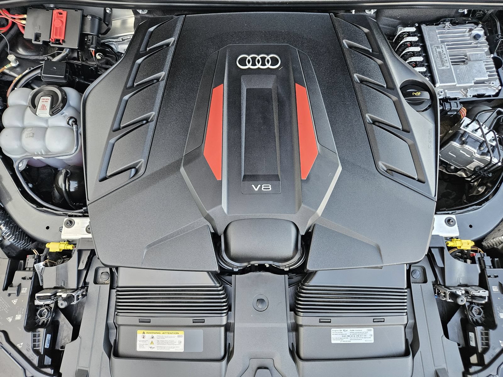 Used 2025 Audi SQ7 Prestige w/ Prestige Package AWD/4WD image 35