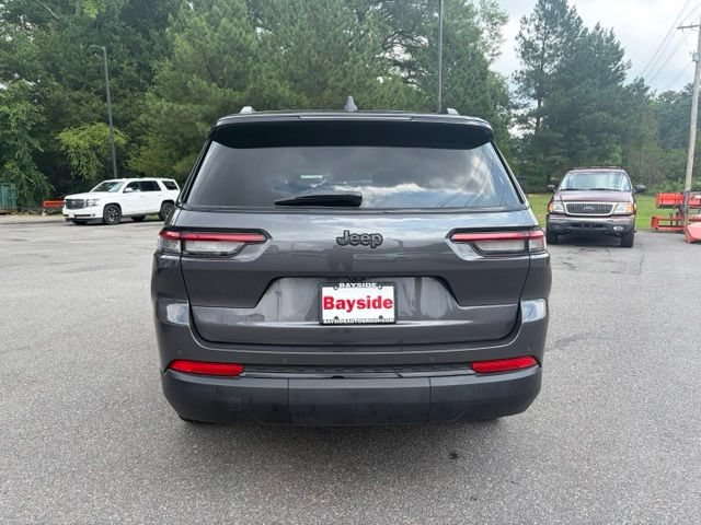 Used 2025 Jeep Grand Cherokee L Altitude RWD image 18