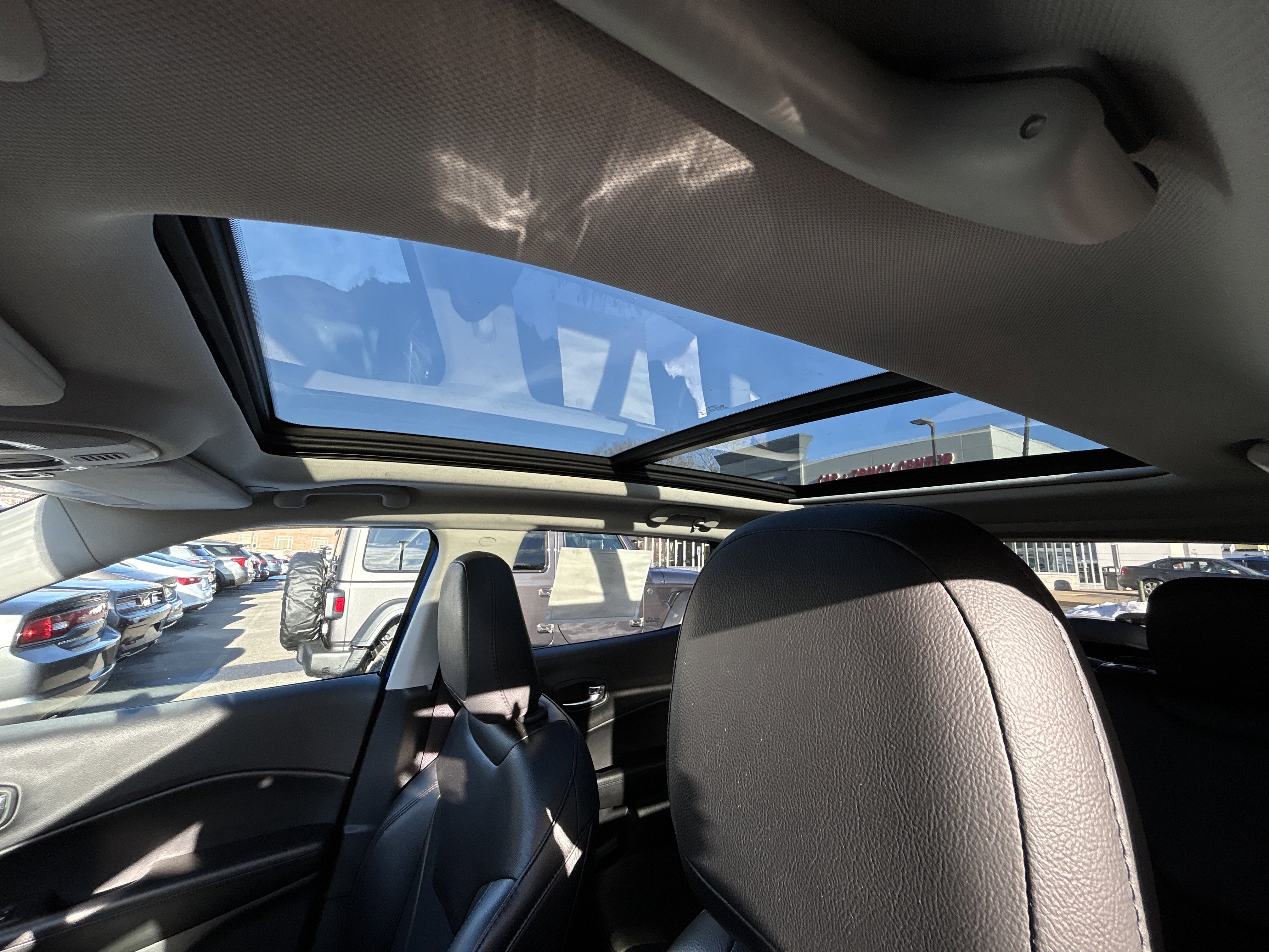 Used 2020 Jeep Compass Latitude image 39