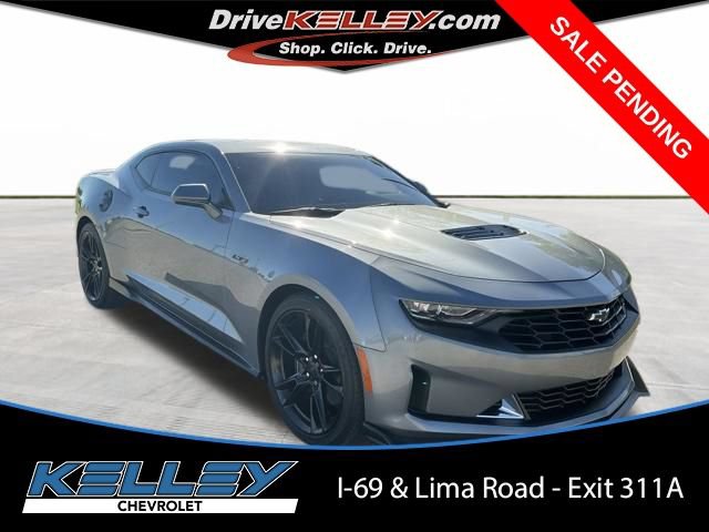 Used 2022 Chevrolet Camaro LT RWD image 1
