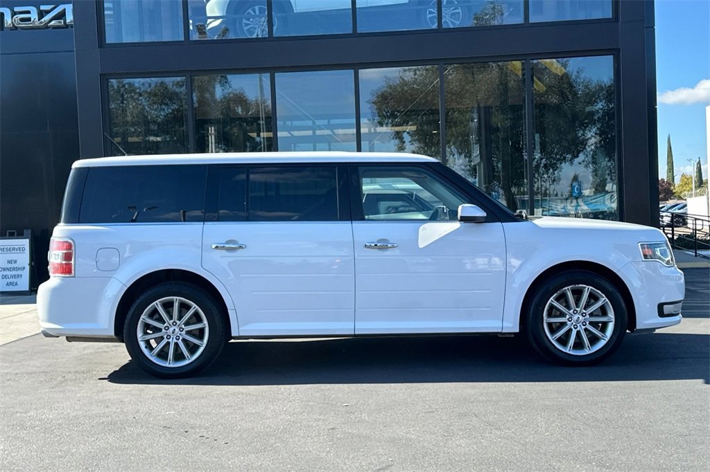 Used 2019 Ford Flex Limited image 4