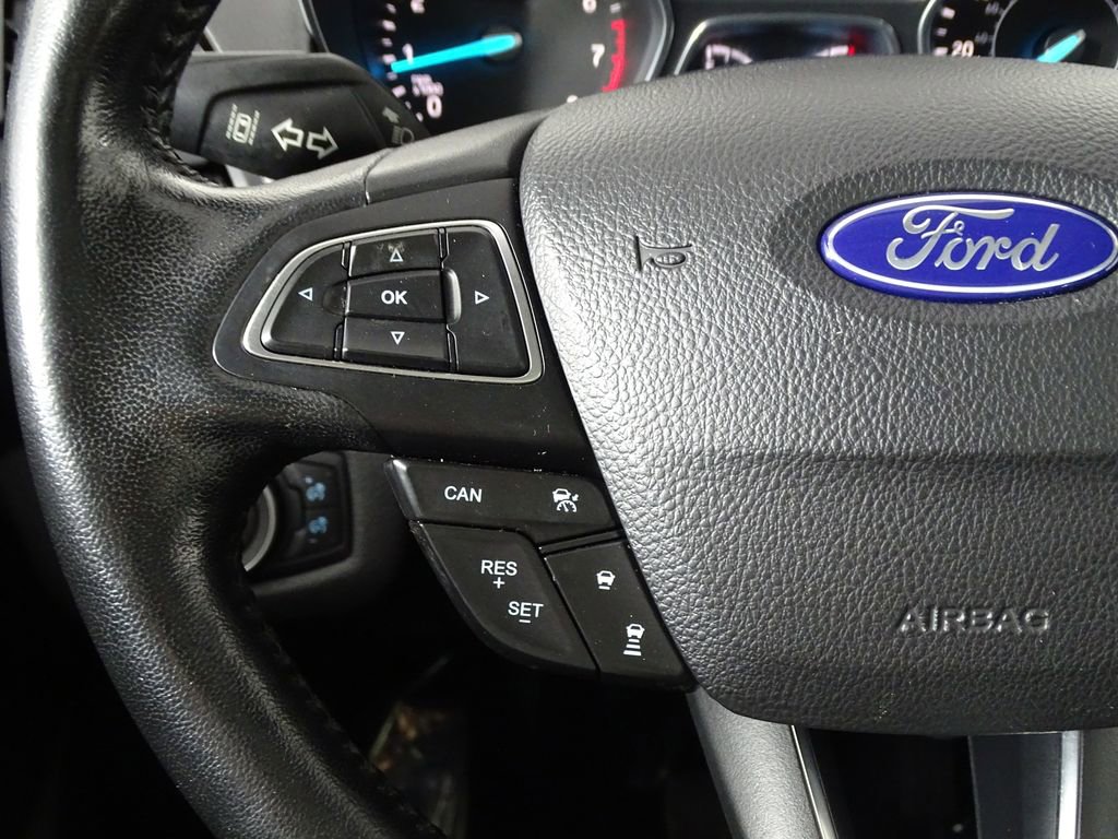 Used 2019 Ford Escape Titanium image 28