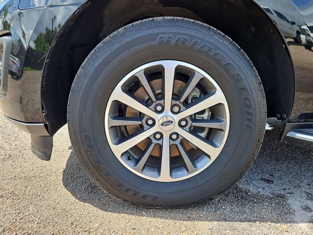 Used 2018 Ford Expedition Max XLT w/ Equipment Group 202A RWD image 33