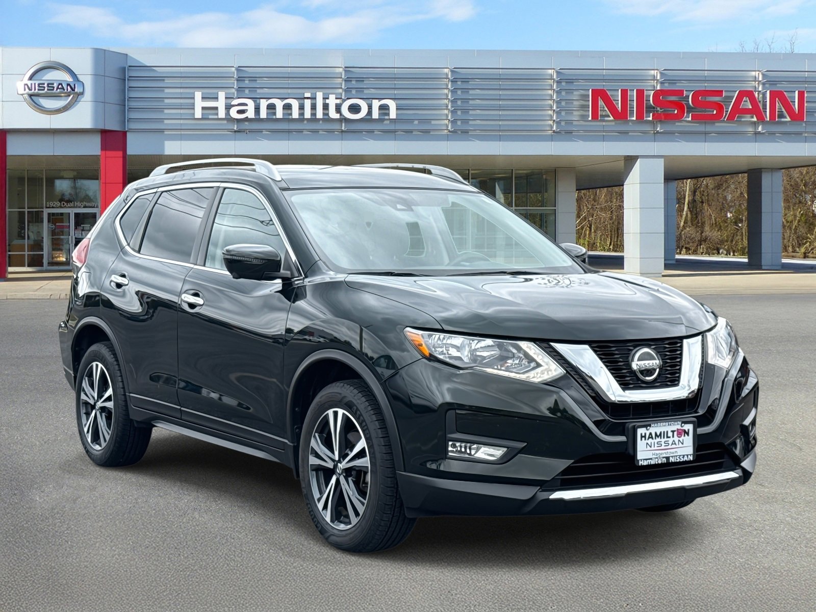 Used 2019 Nissan Rogue SV w/ Premium Package
