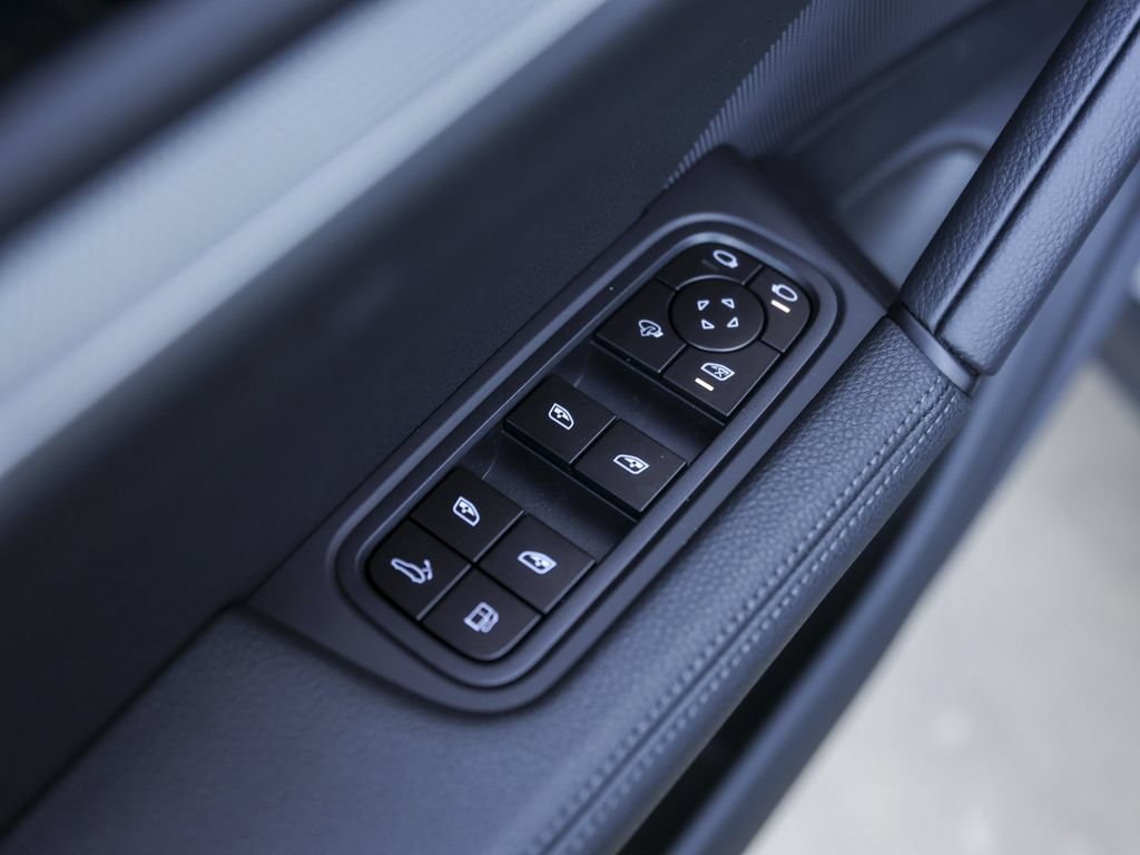 New 2026 Porsche Cayenne S AWD/4WD image 29