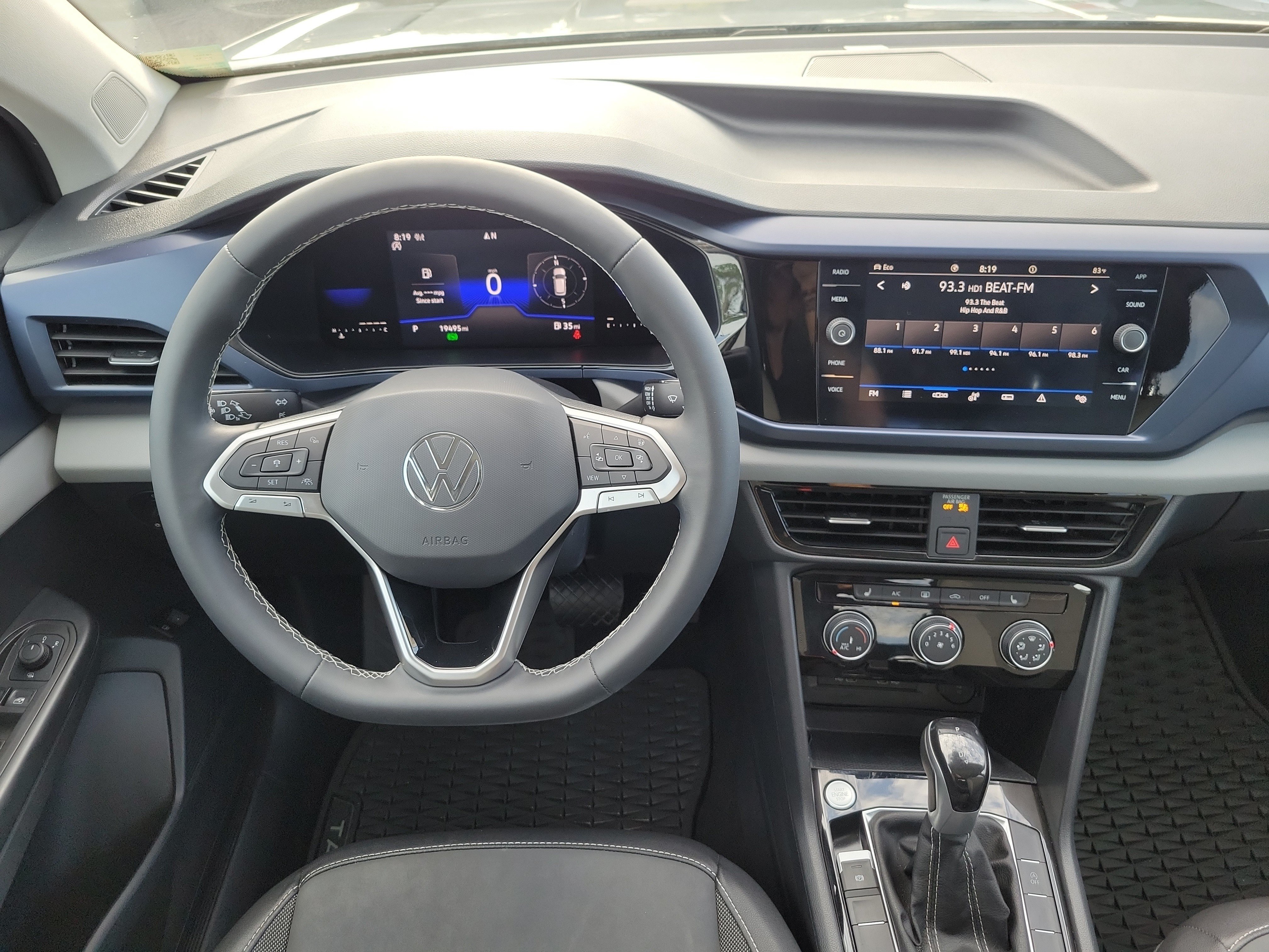 Used 2023 Volkswagen Taos SE AWD/4WD image 18