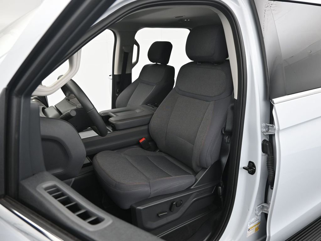 Certified 2025 Ford Expedition Max Active image 9