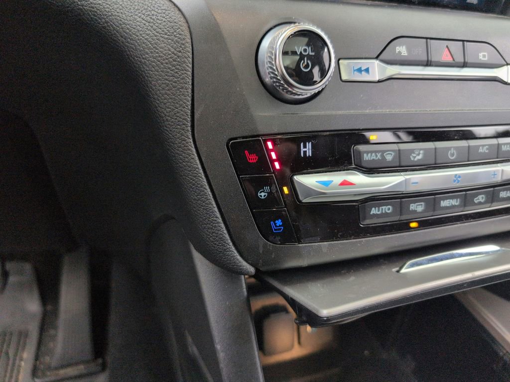 Used 2020 Ford Explorer ST w/ ST Street Pack image 24