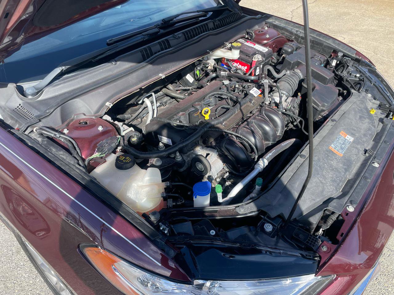 Used 2017 Ford Fusion SE w/ Fusion SE Technology Package image 31