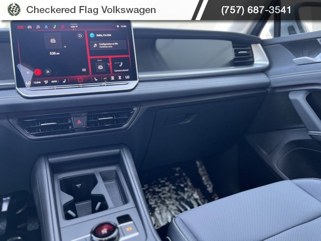 New 2025 Volkswagen Tiguan SE image 6