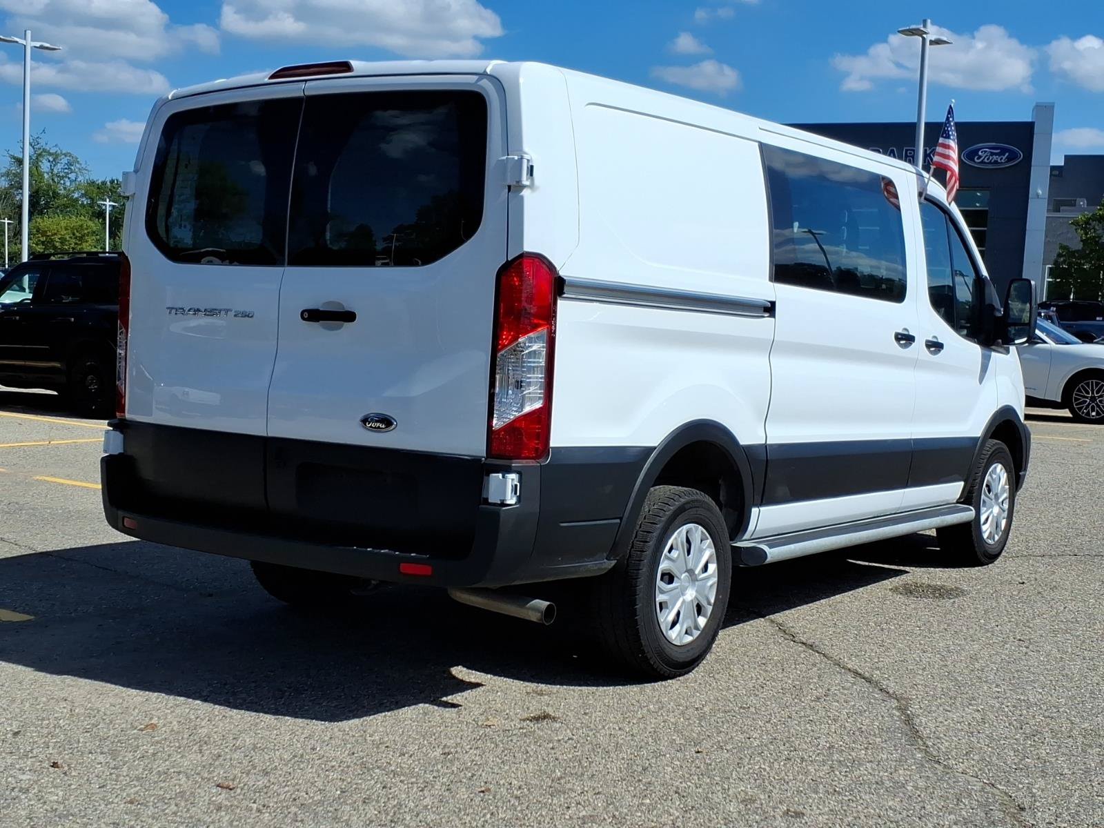 Used 2025 Ford Transit 250 Low Roof w/ Exterior Upgrade Package RWD image 7