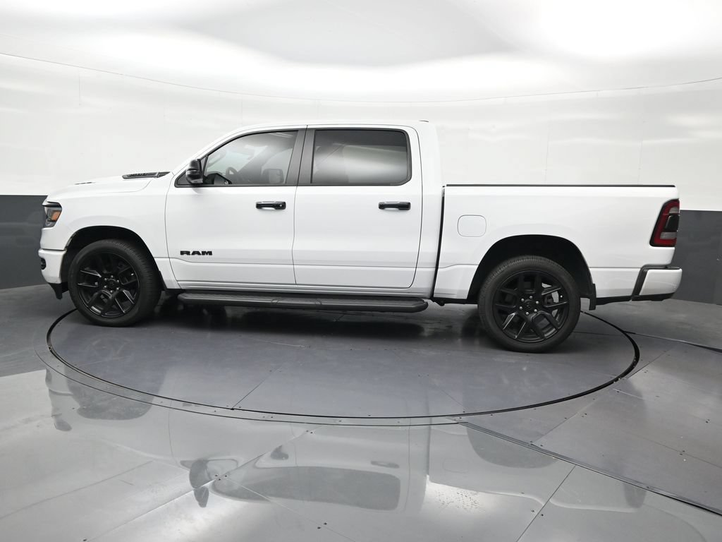 Used 2024 RAM 1500 Laramie AWD/4WD image 2