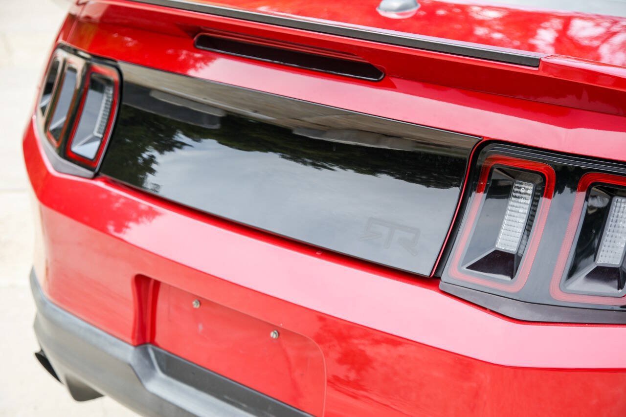 Used 2011 Ford Mustang GT Premium w/ Electronics Pkg RWD image 24