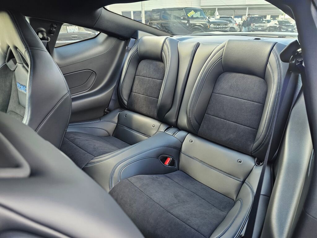 New 2025 Ford Mustang Dark Horse image 8