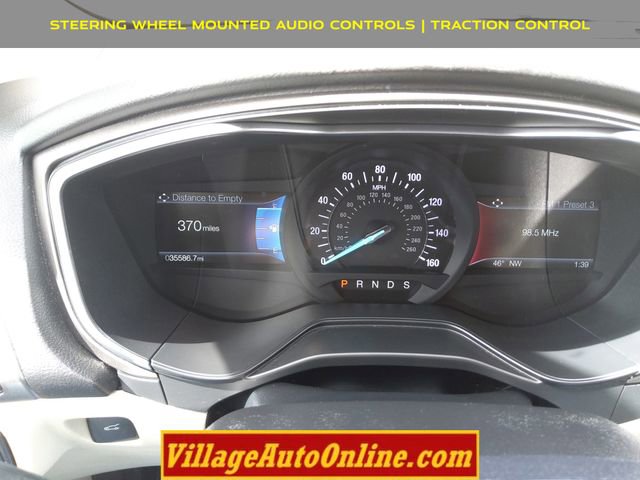 Used 2020 Ford Fusion SE image 12
