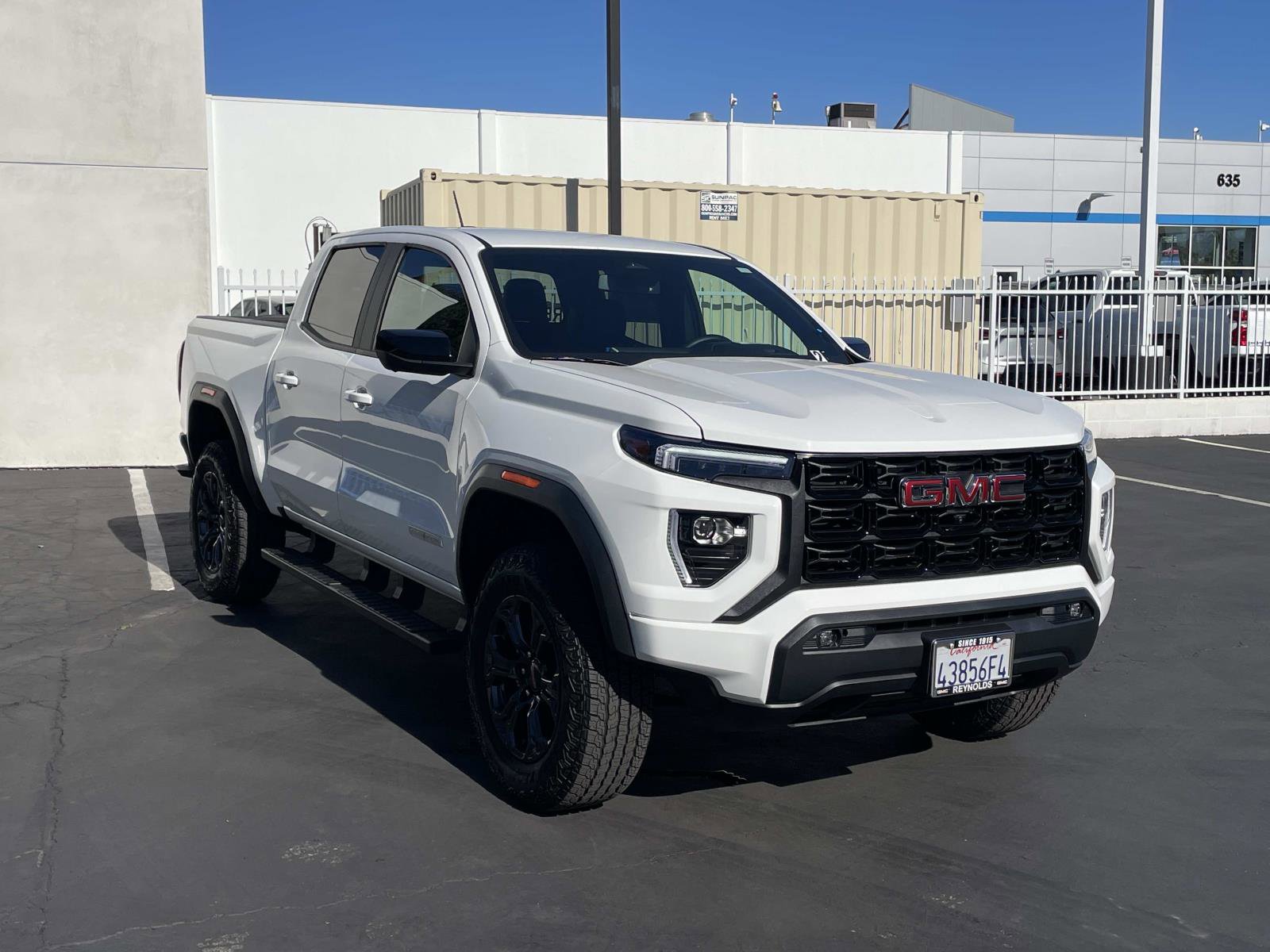 Used 2025 GMC Canyon Elevation w/ Convenience Package image 3