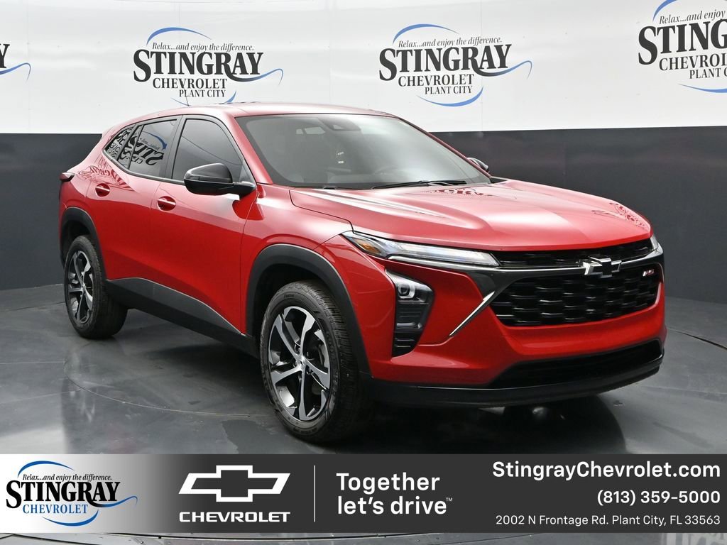 Used 2026 Chevrolet Trax RS image 1