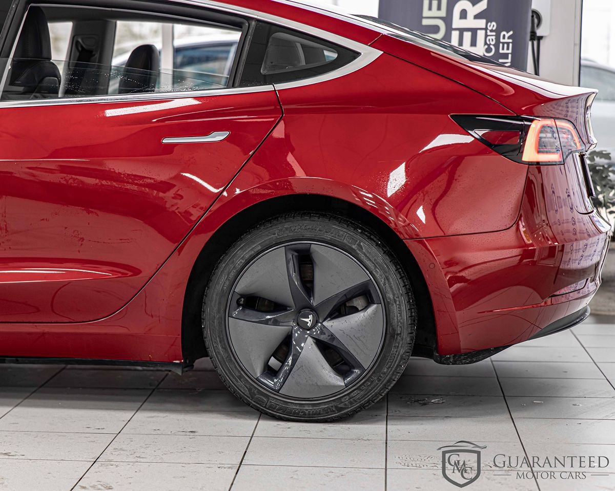 Used 2020 Tesla Model 3 Standard Range Plus RWD image 9