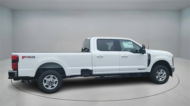 New 2026 Ford F350 XLT image 3