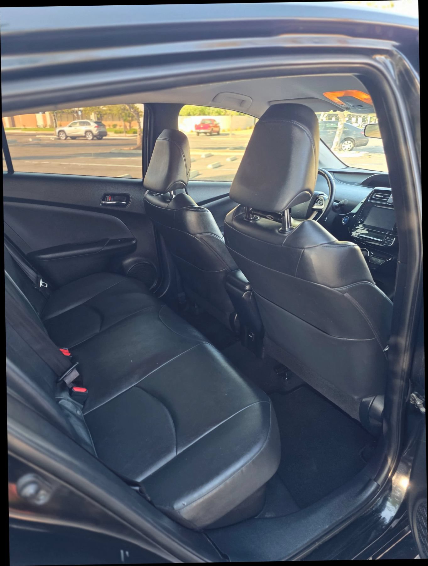 Used 2016 Toyota Prius Four Touring FWD image 40