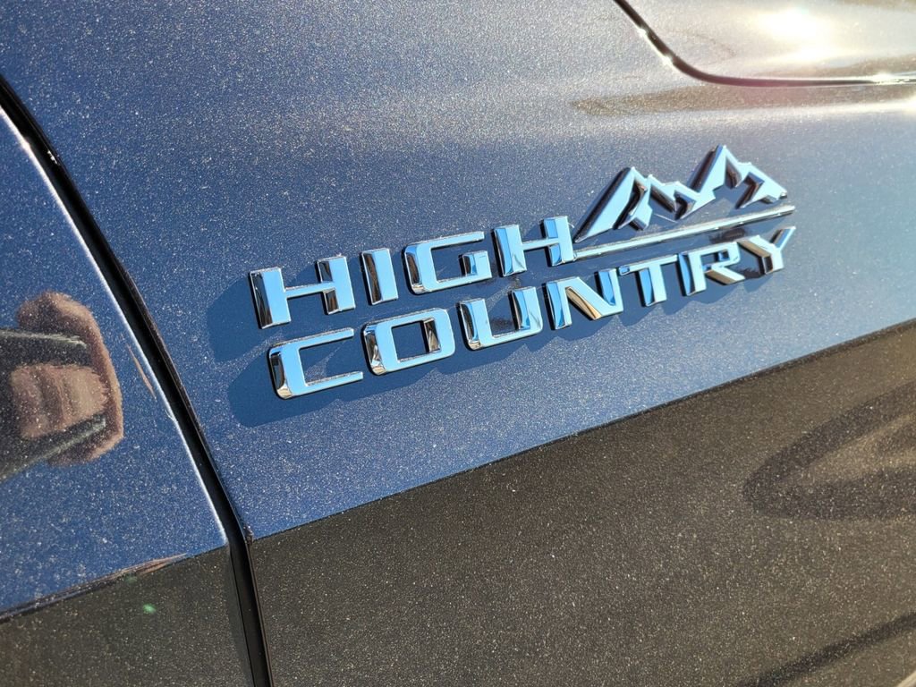 New 2025 Chevrolet Tahoe High Country image 15