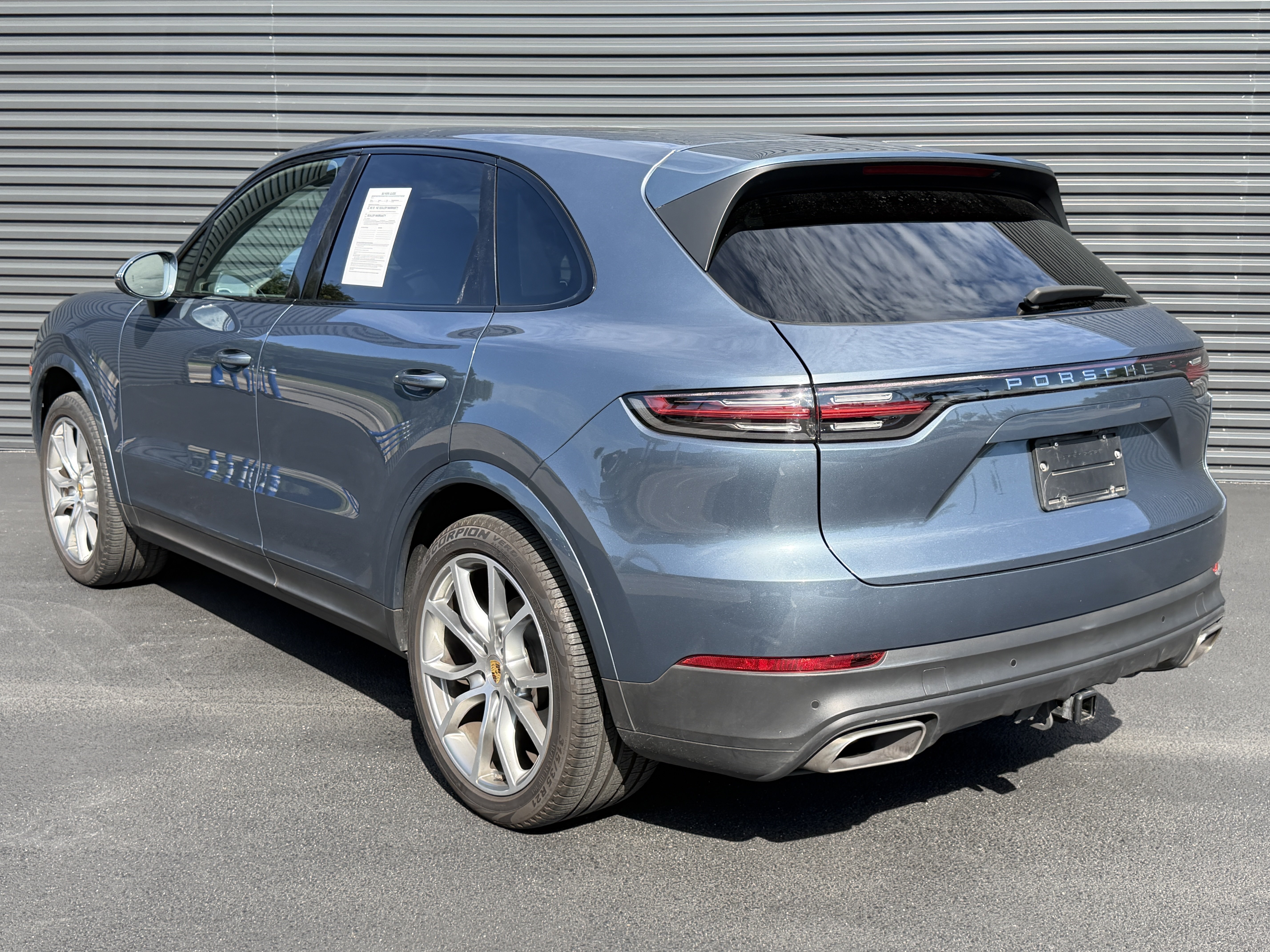 Used 2019 Porsche Cayenne AWD/4WD image 3