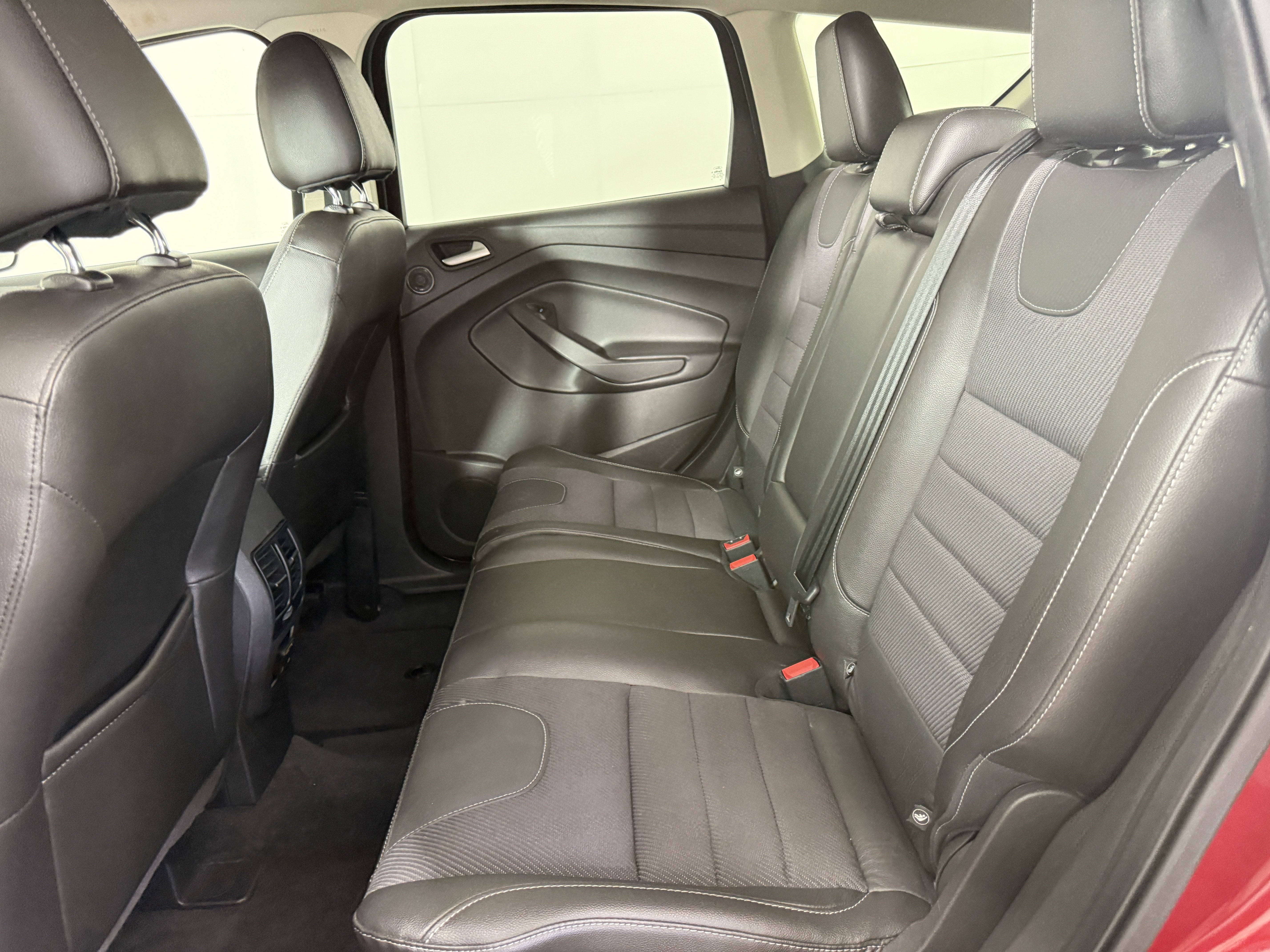 Used 2014 Ford Escape SE w/ SE Chrome Package FWD image 13