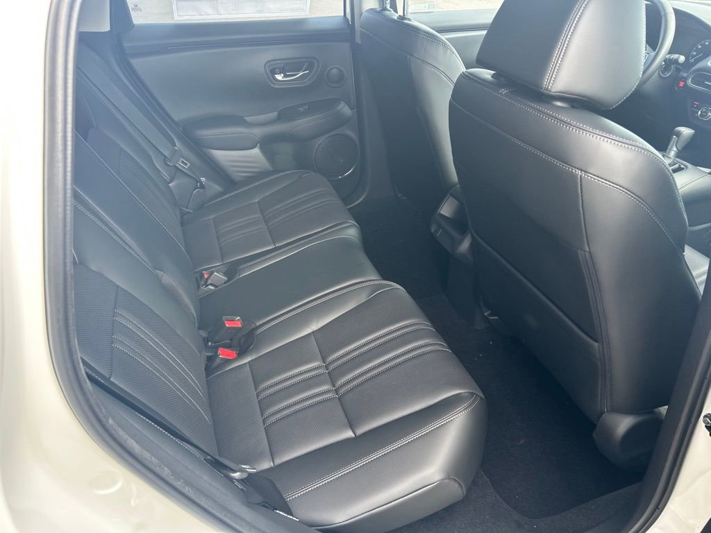 New 2026 Honda HR-V EX-L image 12