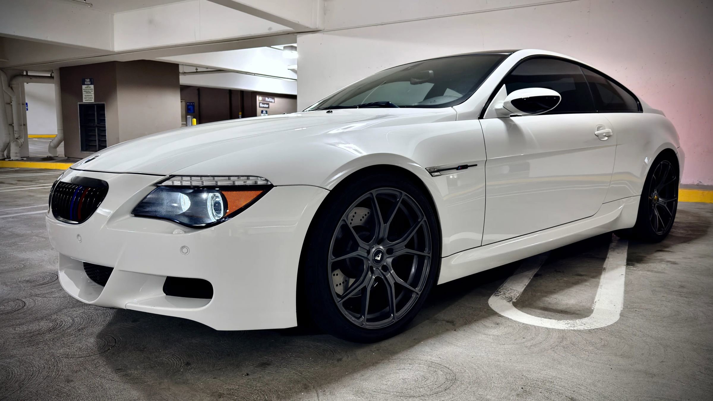 Used 2007 BMW M6 Coupe image 3
