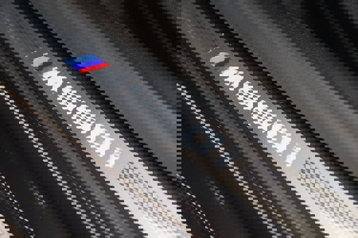 Used 2023 BMW M550i xDrive image 59