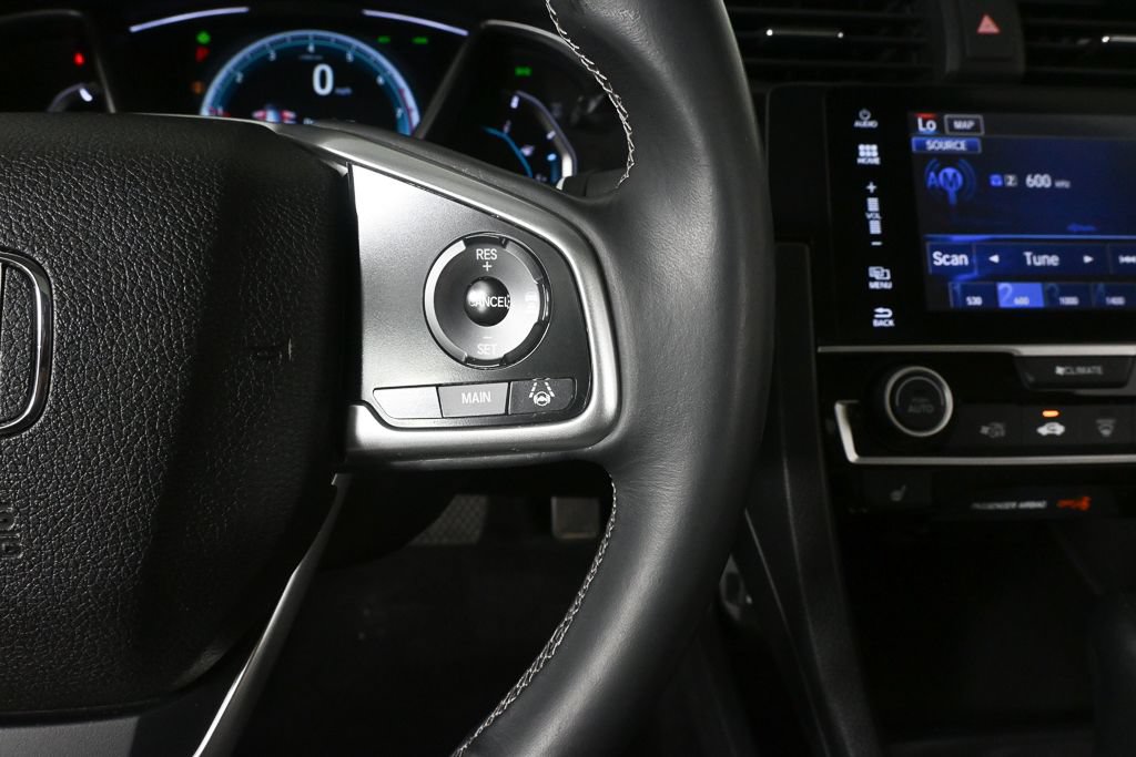 Used 2018 Honda Civic Touring image 10