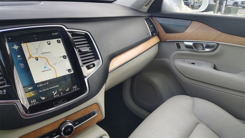 Certified 2022 Volvo XC90 T8 Inscription Expression w/ Advanced Package image 25