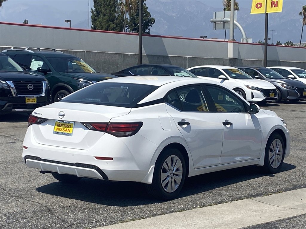 New 2025 Nissan Sentra S image 2