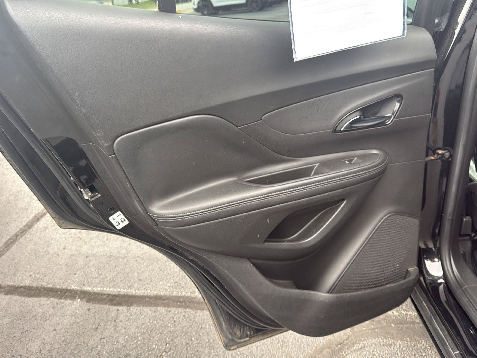 Used 2019 Buick Encore Sport Touring AWD/4WD image 22