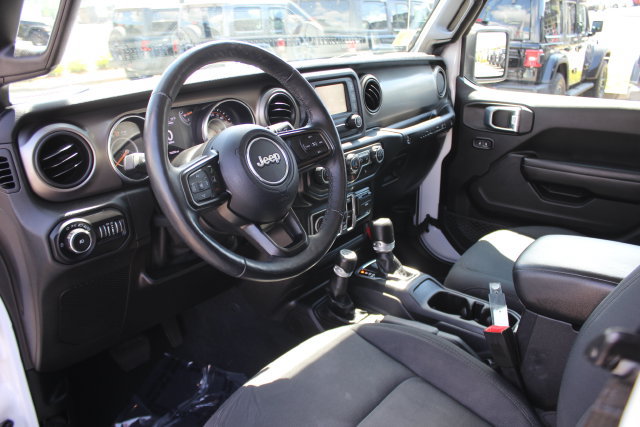 Used 2019 Jeep Wrangler Unlimited Sport S AWD/4WD image 3