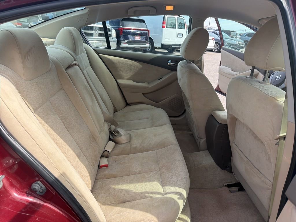 Used 2011 Nissan Altima 2.5 S w/ Special Edition Pkg FWD image 25