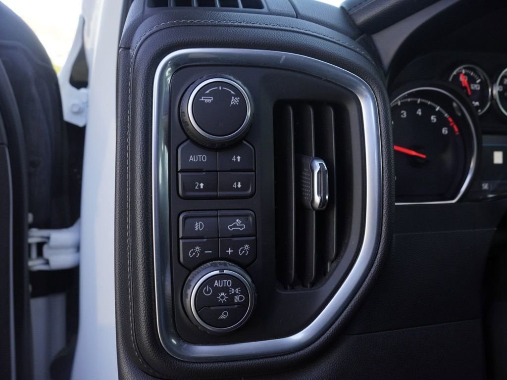 Used 2019 Chevrolet Silverado 1500 LTZ image 13