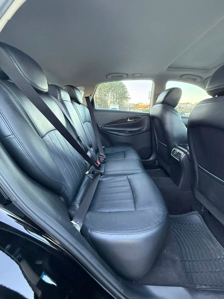 Used 2017 INFINITI QX50 Journey w/ Premium Package image 8