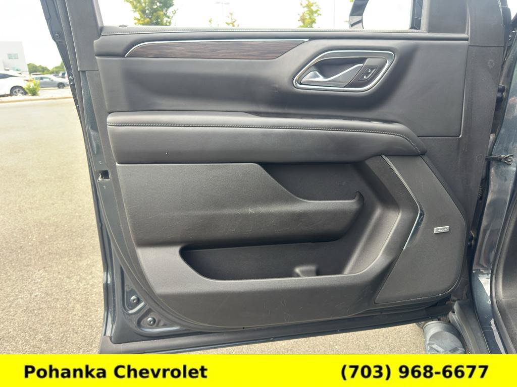 Certified 2022 Chevrolet Tahoe Z71 w/ Luxury Package AWD/4WD image 20