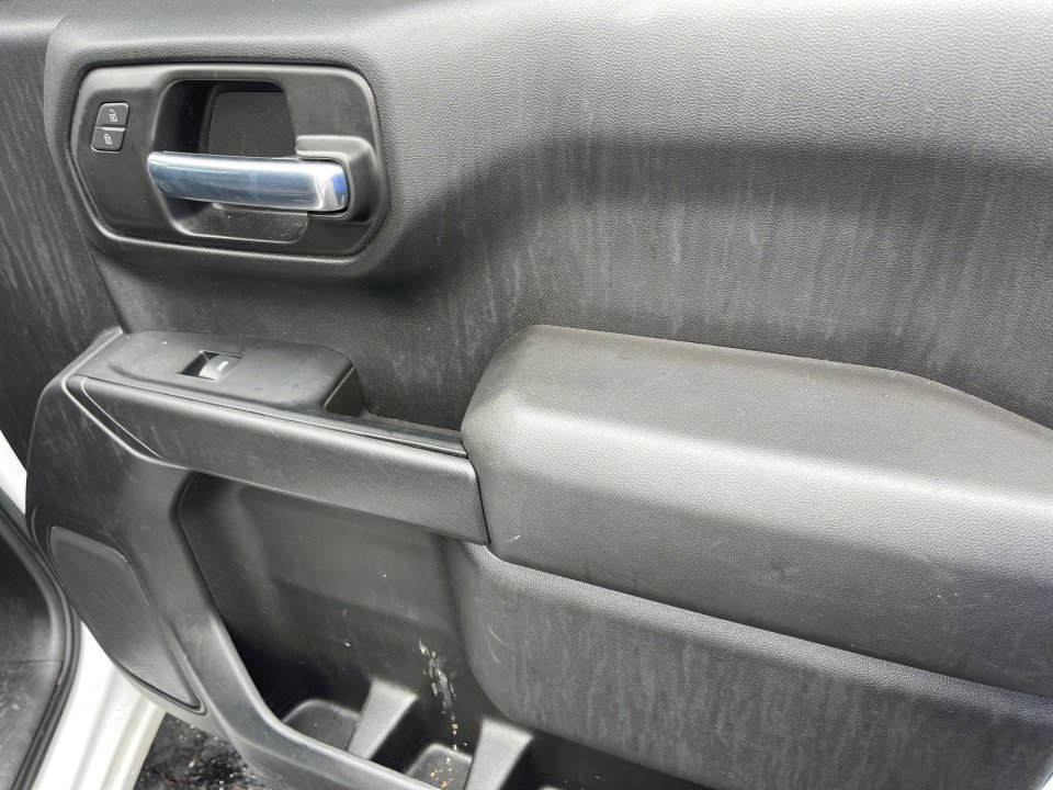 Used 2022 Chevrolet Silverado 1500 Custom image 31