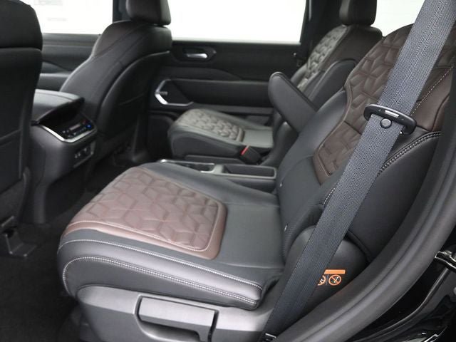 New 2026 Nissan Armada Platinum image 10