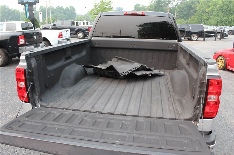 Used 2018 Chevrolet Silverado 2500 LT w/ LT Fleet Convenience Package AWD/4WD image 15