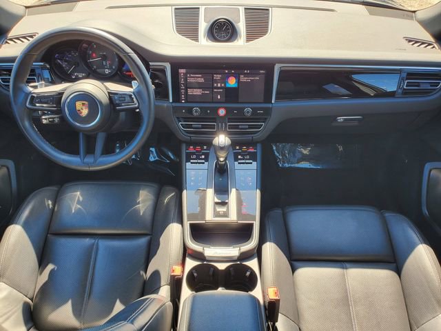 Used 2022 Porsche Macan Base image 17