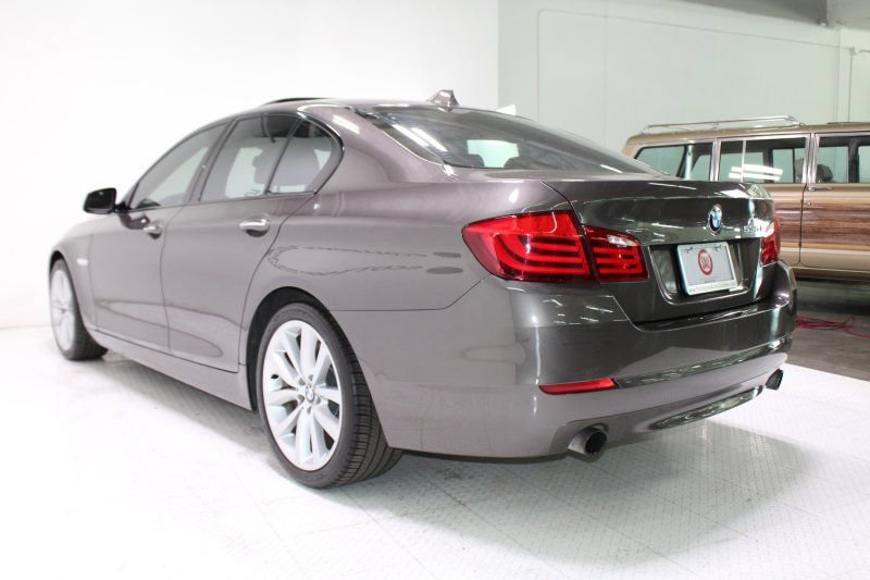 Used 2011 BMW 535i Sedan w/ Active Ventilated Seat Pkg RWD image 3