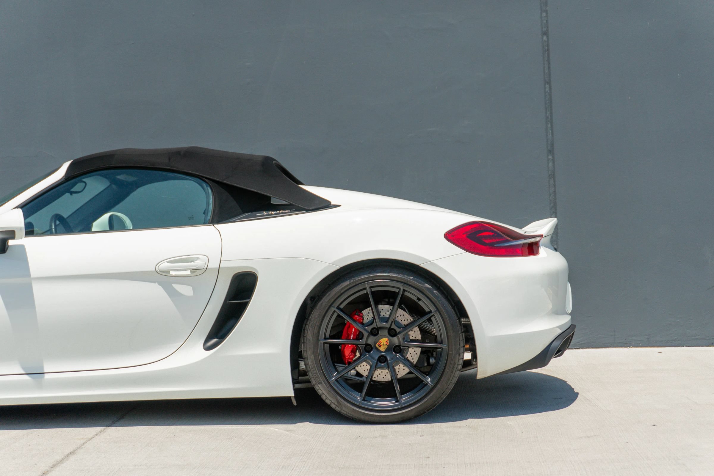 Used 2016 Porsche Boxster Spyder RWD image 22
