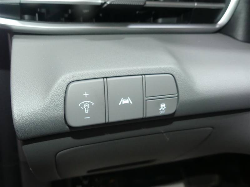 Used 2022 Hyundai Elantra SEL w/ Convenience + Premium Package FWD image 29