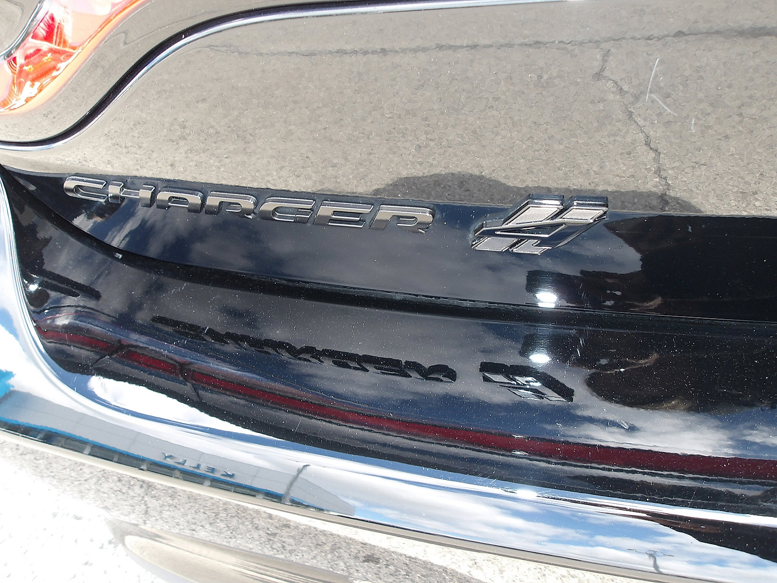 Used 2022 Dodge Charger GT w/ Blacktop Package image 9